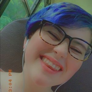 Meet your Posher, Madison